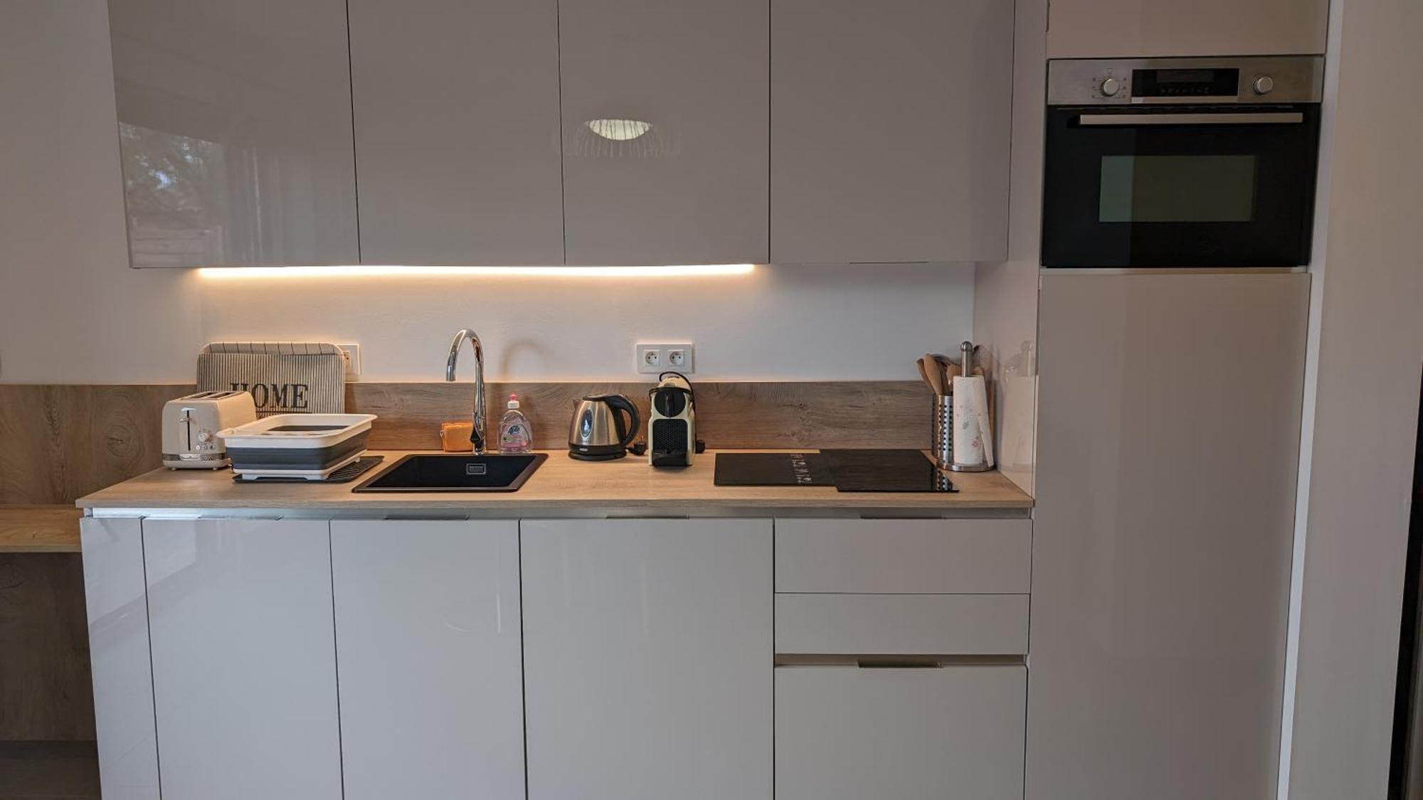 Appartement Luxe Avec Piscine Chauffee & Jacuzzi Prive - Cote D'Azur Roquefort Les Pins Ngoại thất bức ảnh