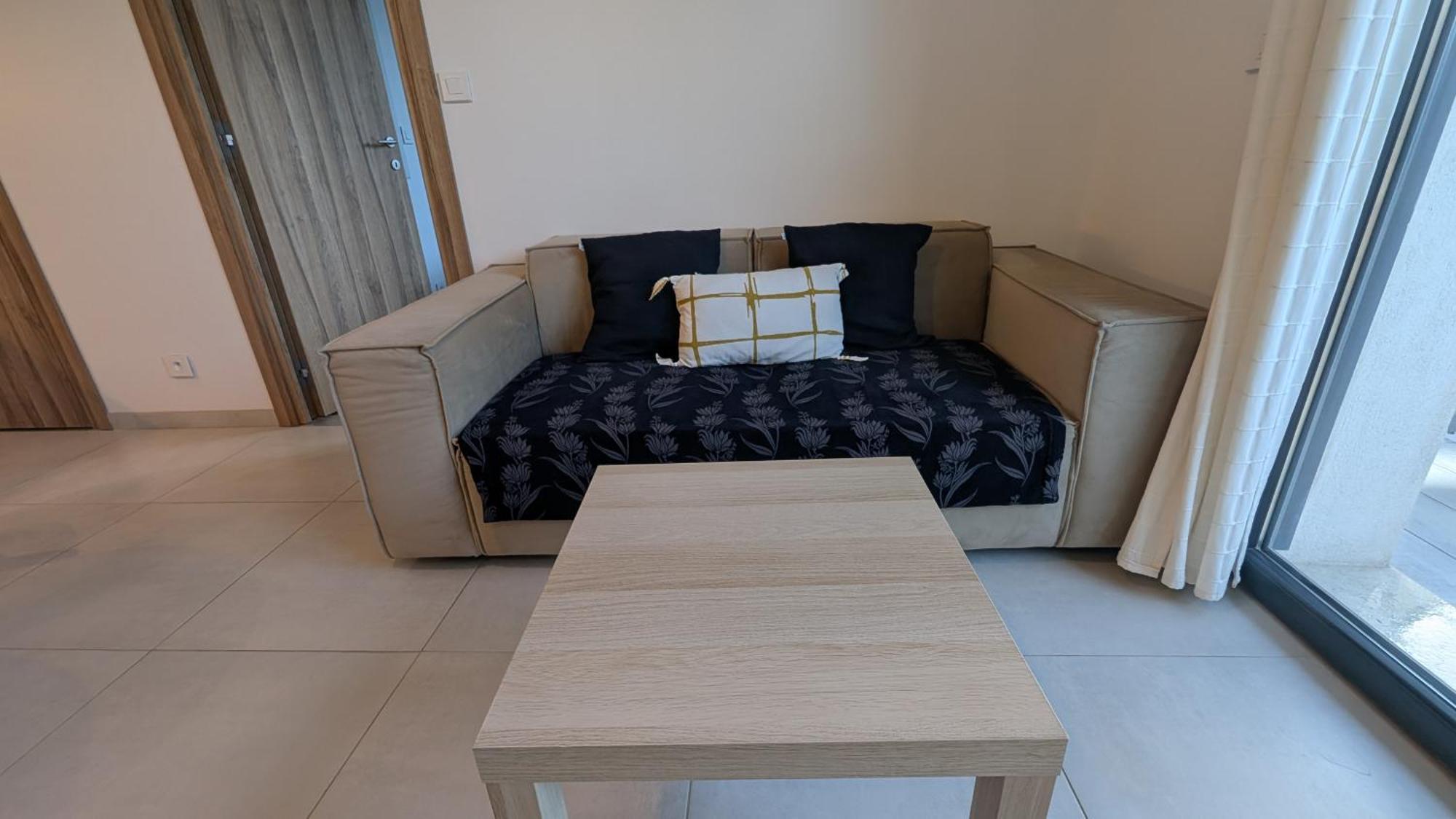 Appartement Luxe Avec Piscine Chauffee & Jacuzzi Prive - Cote D'Azur Roquefort Les Pins Ngoại thất bức ảnh