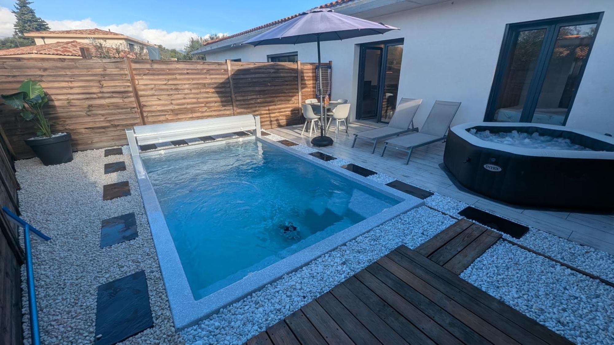 Appartement Luxe Avec Piscine Chauffee & Jacuzzi Prive - Cote D'Azur Roquefort Les Pins Ngoại thất bức ảnh